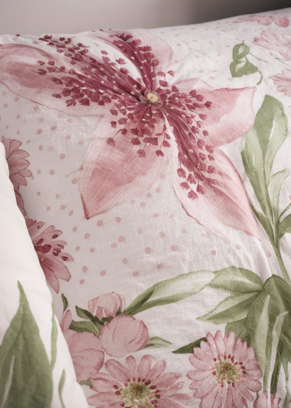 Różowy, dwustronny zestaw kołder z motywem kwiatowym - obrazek 2