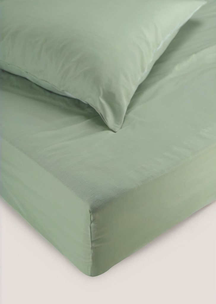 Jasnozielony, bardzo miąkki zestaw prześcieradła i poszewki na poduszką