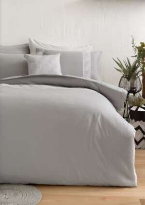 Zestaw kołder w kolorze szarym