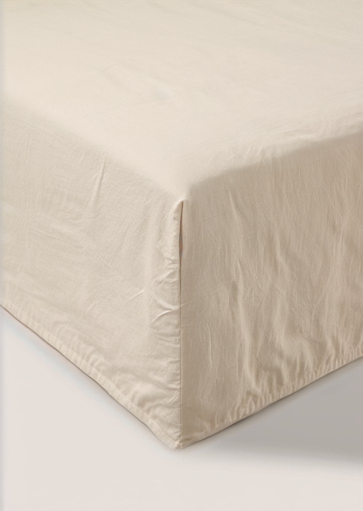 Głąboko dopasowane prześcieradło z kremowej bawełny (180 nitek)