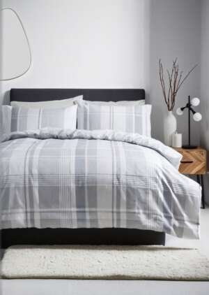 Zestaw pościeli w niebieską kratką