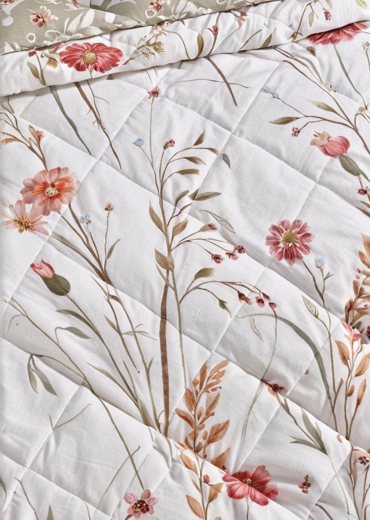 Dwustronna pikowana narzuta z bawełny w kwiaty szczotkowana Grasmere w kolorze zielonym - obrazek 3