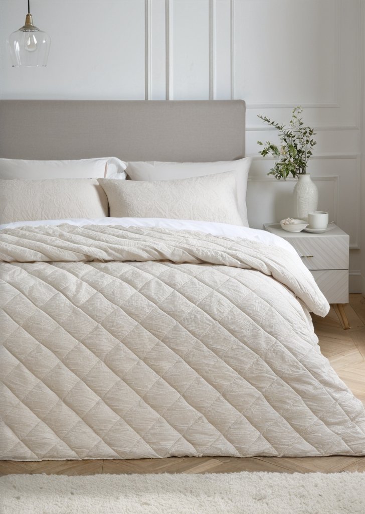 Pikowana narzuta na łóżko Corded Leaves w kolorze szampańskiego złota - obrazek 3